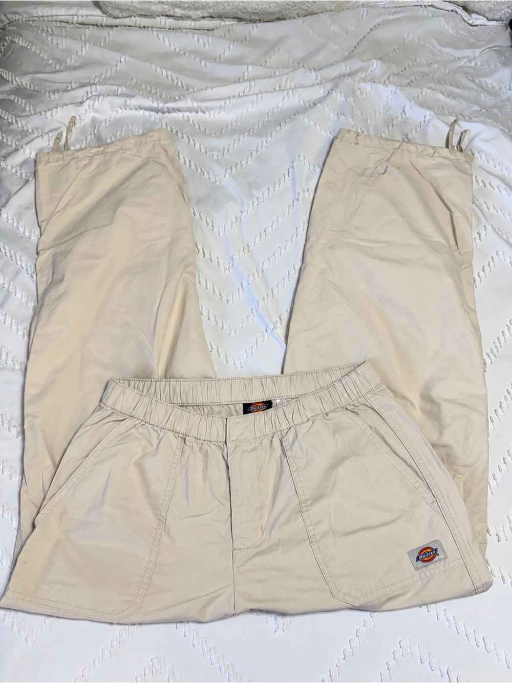 Dickies Men’s Beige Drawstring Cargo Pants